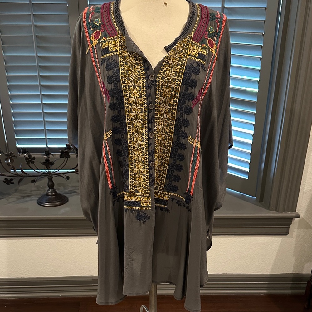 Embroidered Gray Tunic with Colorful Accents